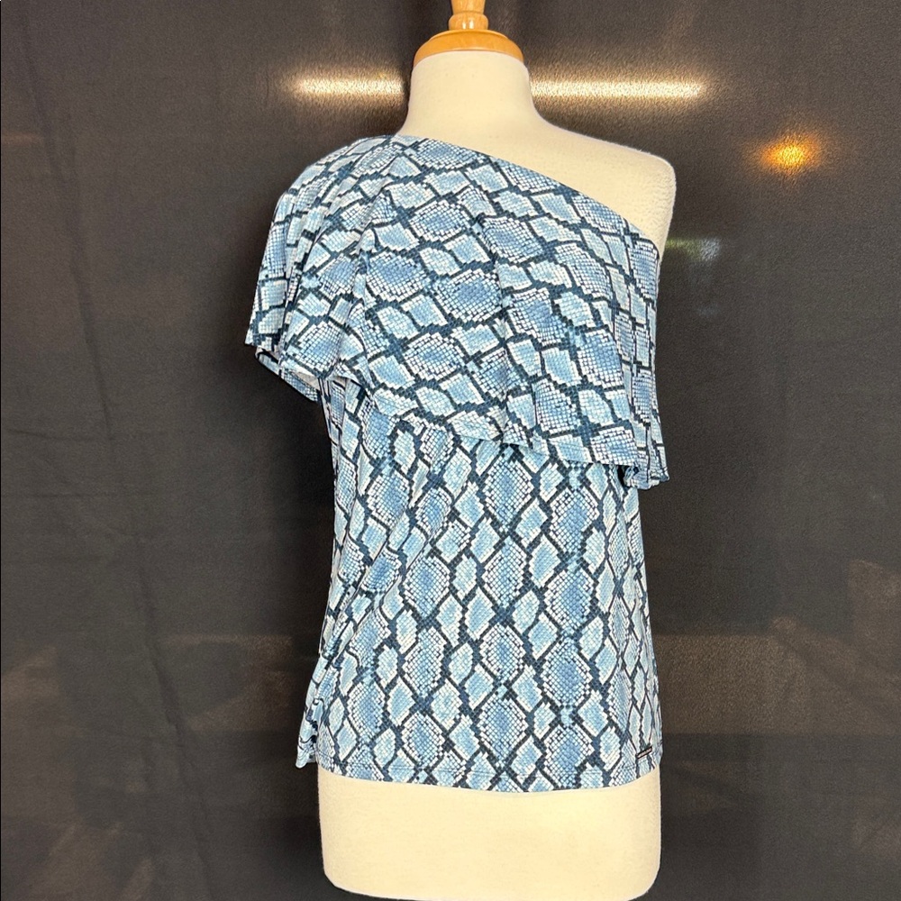 MICHAEL Michael Kors Blue Snake skin patterned  Off the Shoukder Top